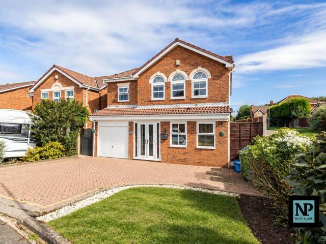 4 bedroom detached house for sale