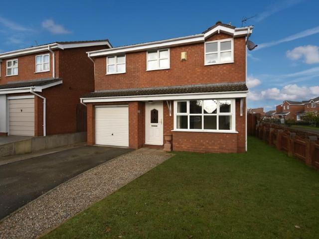4 bedroom detached house for sale