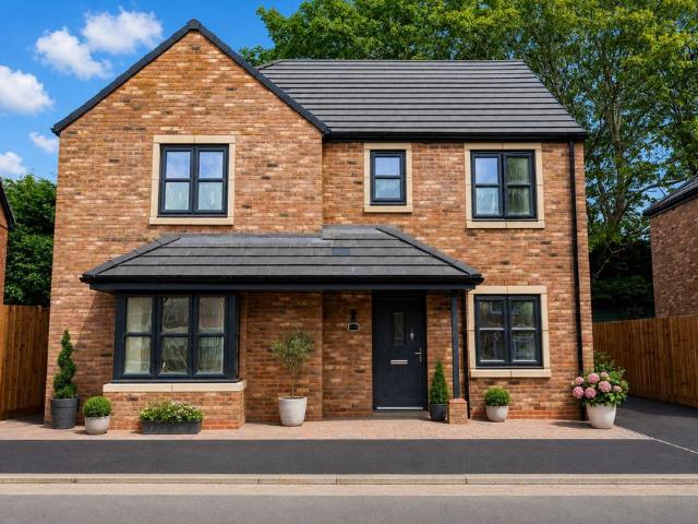 4 bedroom detached house for sale