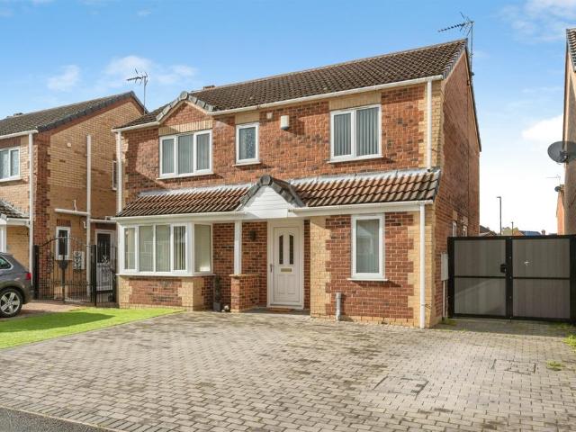 4 bedroom detached house for sale