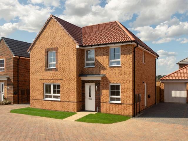 4 bedroom detached house for sale