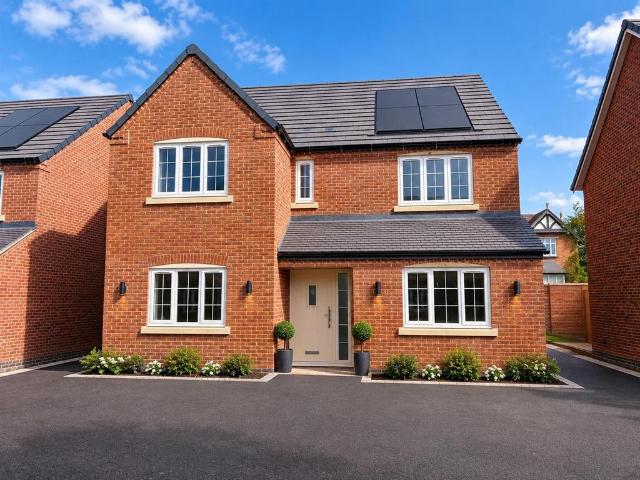 4 bedroom detached house for sale