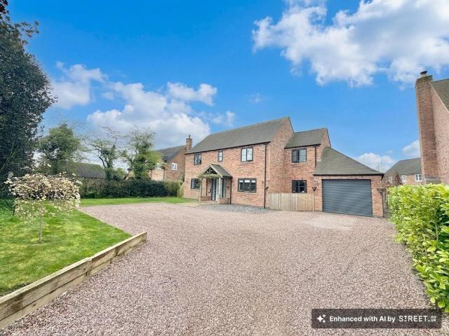 4 bedroom detached house for sale