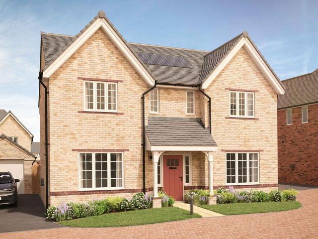 4 bedroom detached house for sale