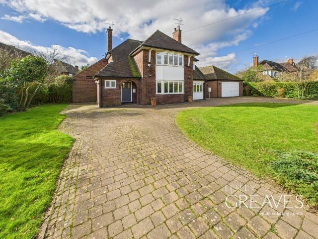 4 bedroom detached house for sale