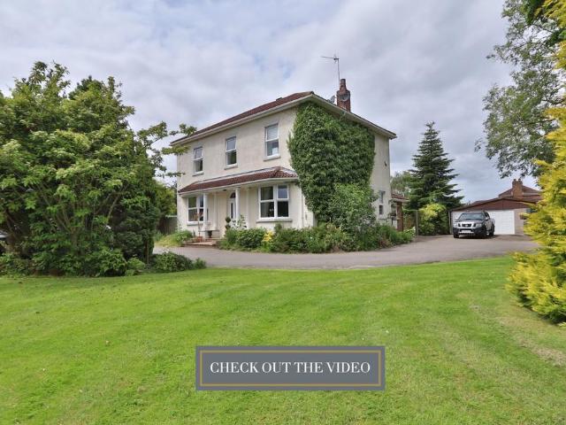 4 bedroom detached house for sale