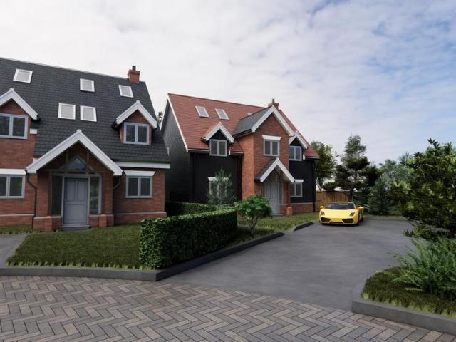 4 bedroom detached house for sale