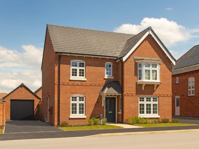 4 bedroom detached house for sale