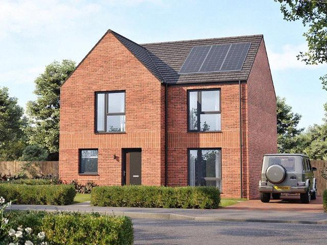 4 bedroom detached house for sale