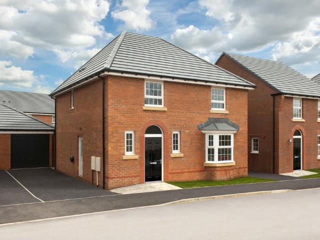 4 bedroom detached house for sale
