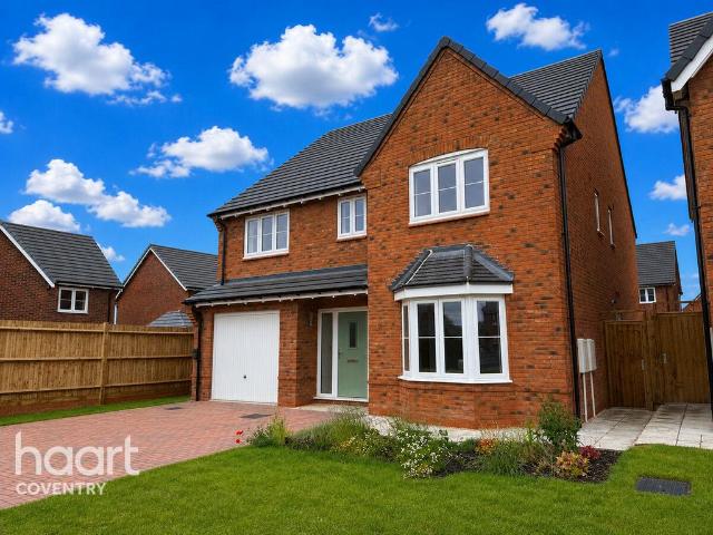 4 bedroom detached house for sale