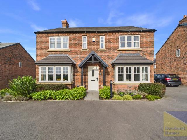 4 bedroom detached house for sale