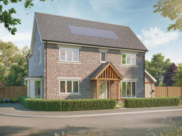 4 bedroom detached house for sale