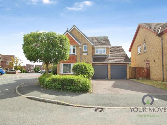 4 bedroom detached house for sale