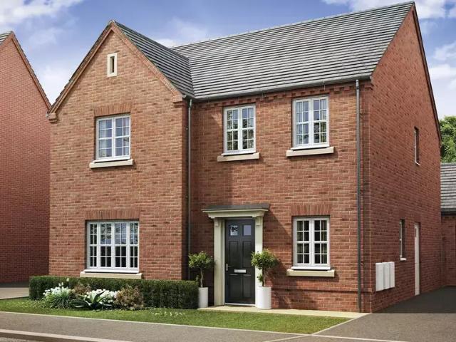 4 bedroom detached house for sale