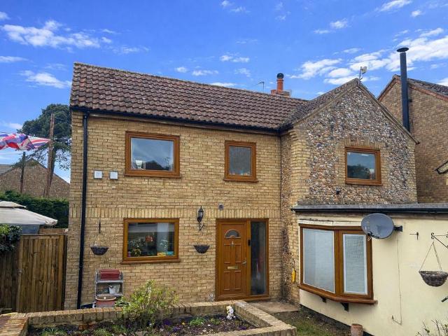 3 bedroom detached house for sale