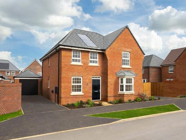 4 bedroom detached house for sale
