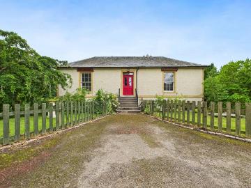 Elgin, Moray county, Shetland - Garden