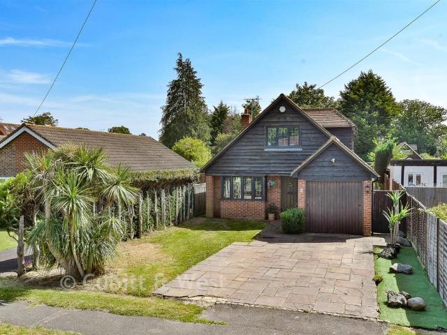 4 bedroom detached bungalow for sale