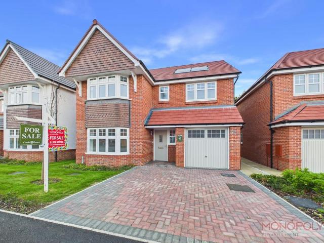 4 bedroom detached house for sale
