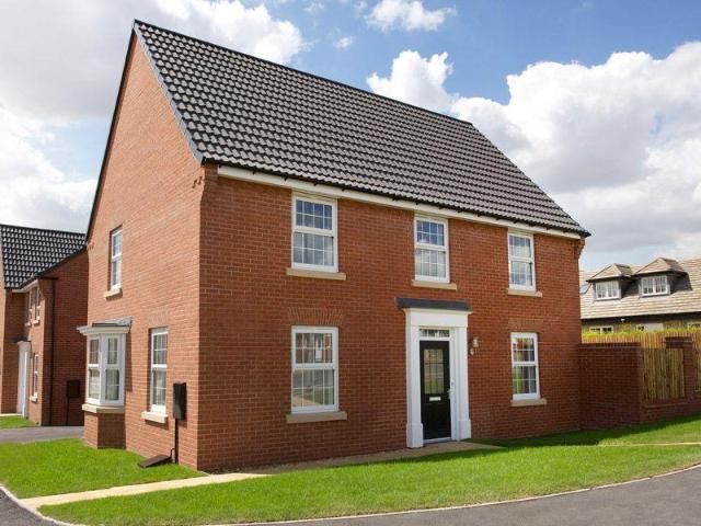 4 bedroom detached house for sale