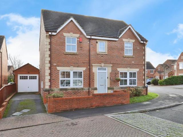 4 bedroom detached house for sale