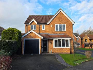 4 bedroom detached house for sale