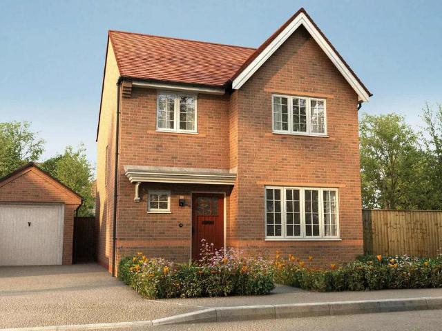 4 bedroom detached house for sale
