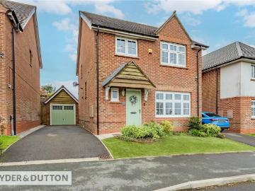 4 bedroom detached house for sale