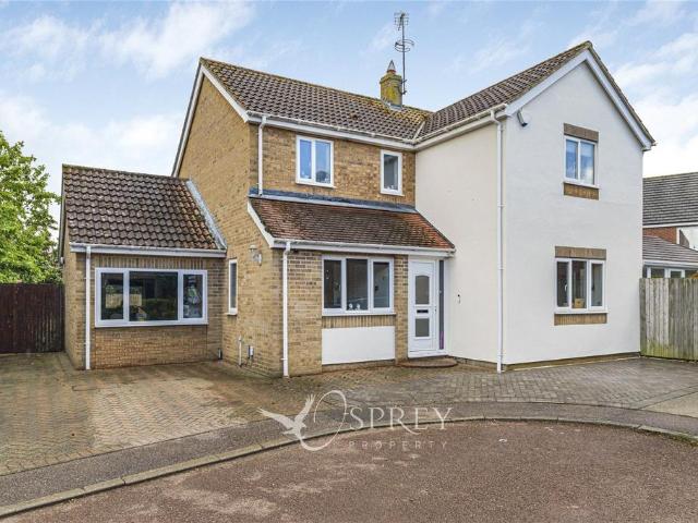 4 bedroom detached house for sale