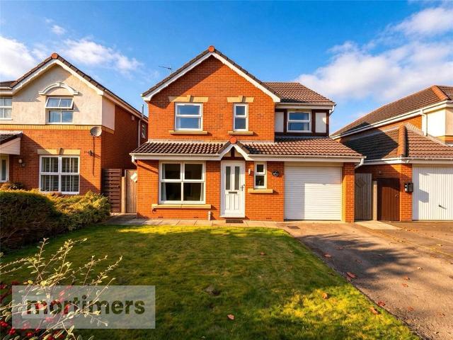 4 bedroom detached house for sale