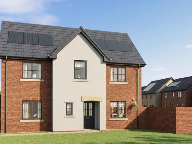 4 bedroom detached house for sale
