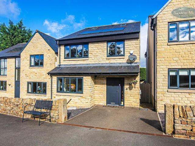 4 bedroom detached house for sale