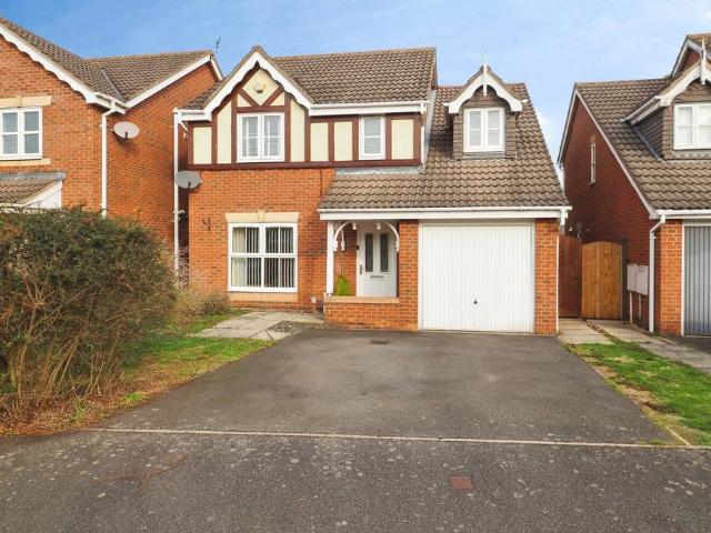 4 bedroom detached house for sale