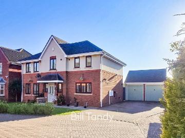 4 bedroom detached house for sale