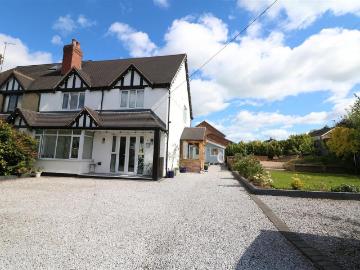 4 bedroom semi detached house for sale