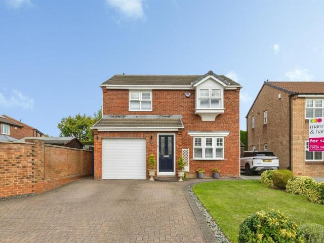 4 bedroom detached house for sale