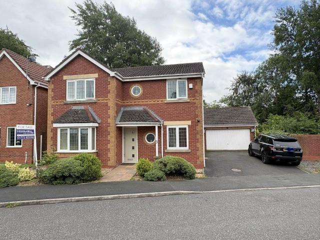 4 bedroom detached house for sale