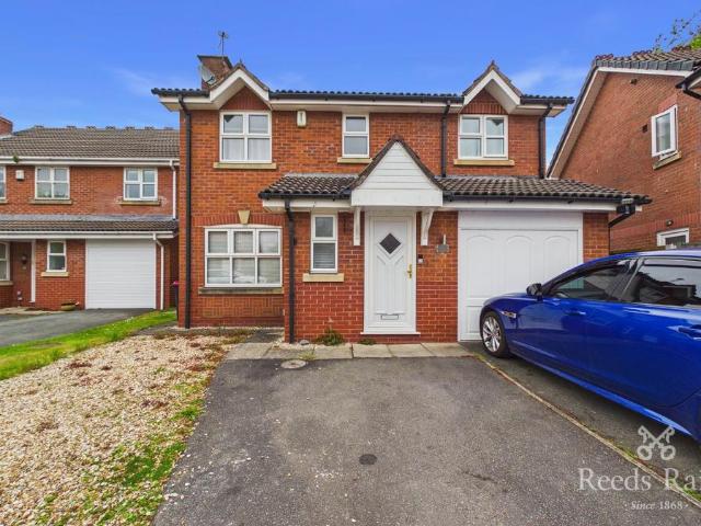 4 bedroom detached house for sale