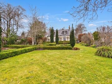 House for sale in Shetland - Garden