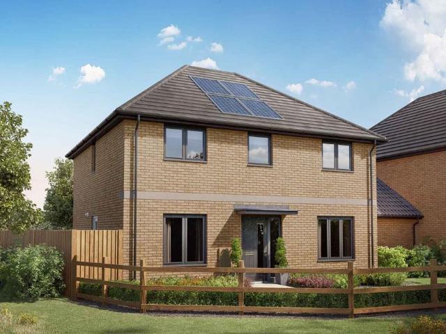 4 bedroom detached house for sale
