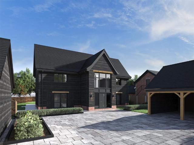 4 bedroom detached house for sale
