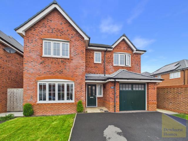 4 bedroom detached house for sale