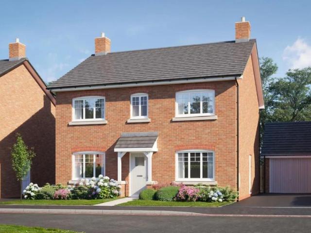 4 bedroom detached house for sale