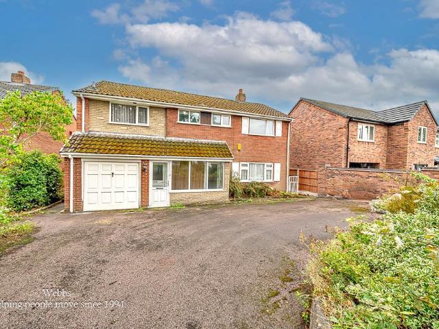 4 bedroom detached house for sale