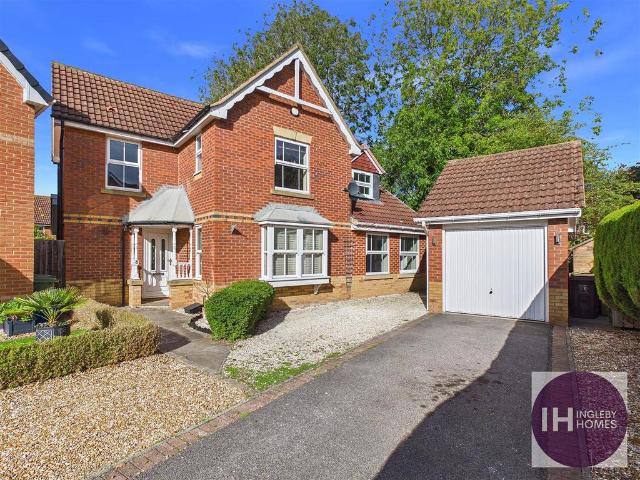 4 bedroom detached house for sale