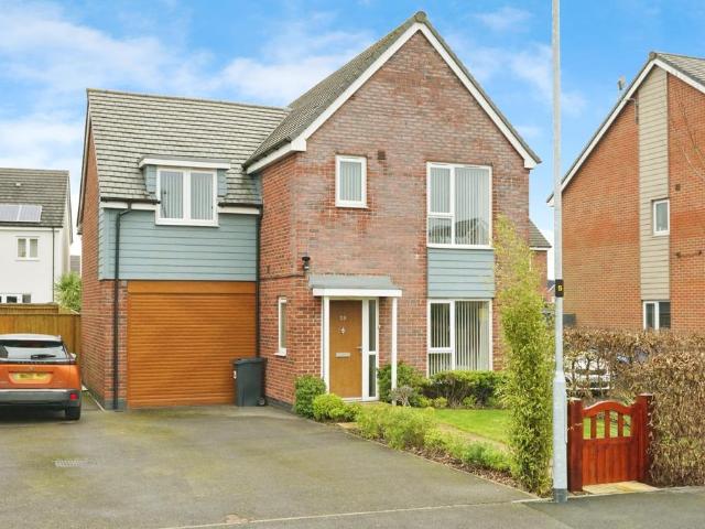 4 bedroom detached house for sale