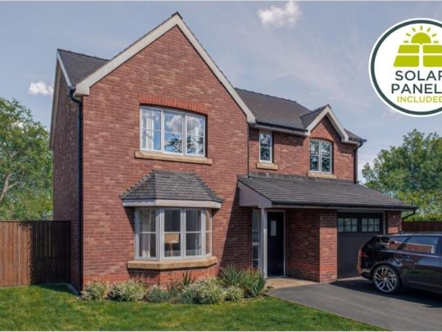 4 bedroom detached house for sale