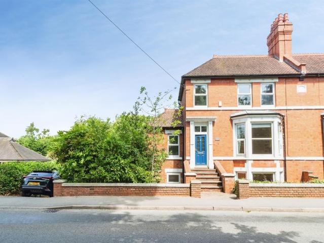 4 bedroom semi detached house for sale