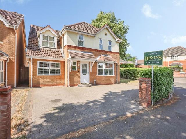 4 bedroom detached house for sale